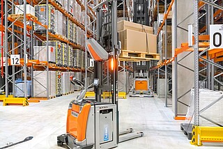 Come automatizzare il carico e lo scarico dei prodotti