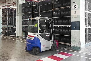 TUTTO GIRA PERFETTAMENTE NELLO STABILIMENTO MICHELIN